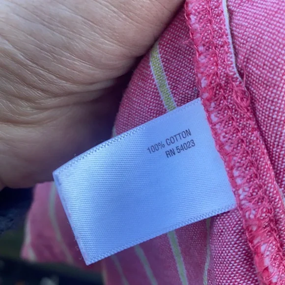 Old Navy button Down shirt sz. XL - Picture 3 of 4